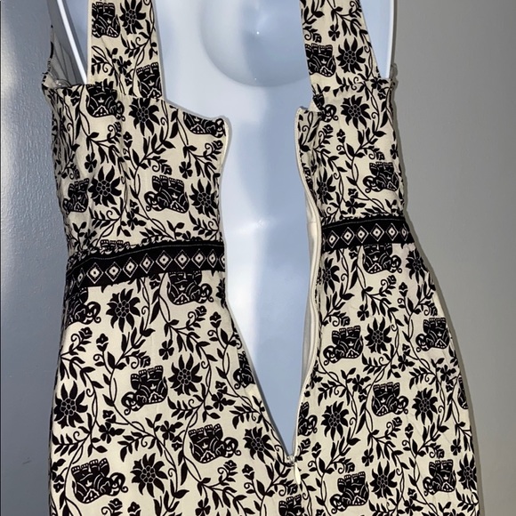 Boho style Full length halter dress with lining - Picture 8 of 8